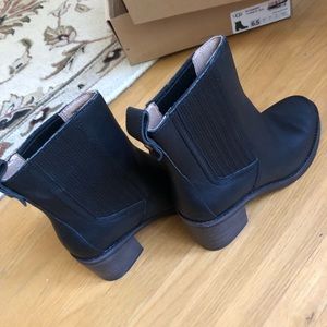 New Ugg Camden Black Leather Chelsea Boots